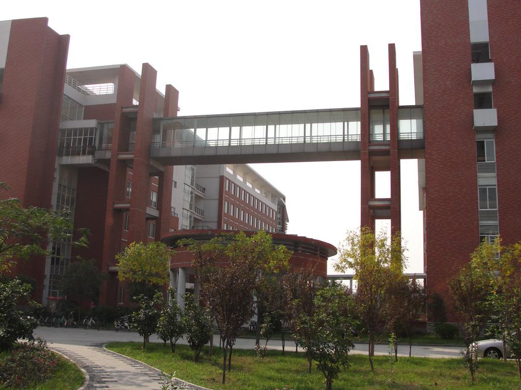 丝瓜视频
教学办公楼.jpg
